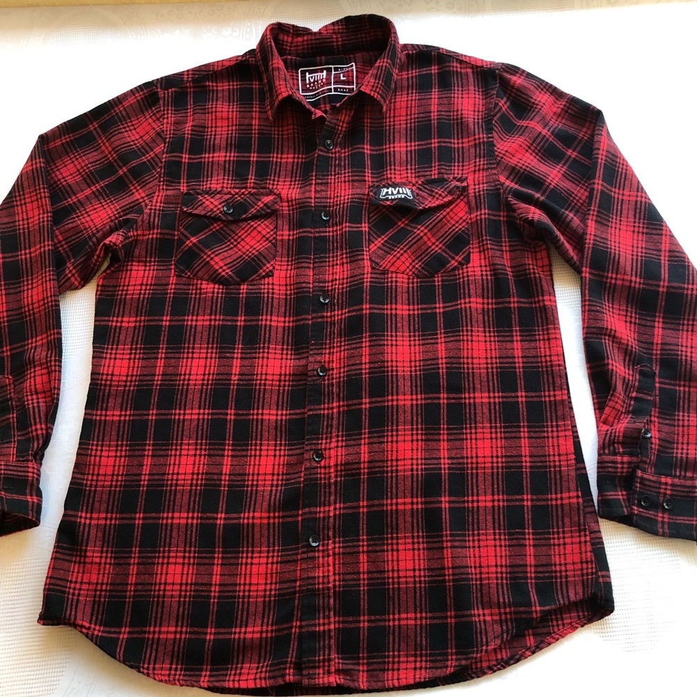 HVIII Brand Goods Men’s Size L Red/Black Plaid Flannel Shirt Long Sleeves Casual